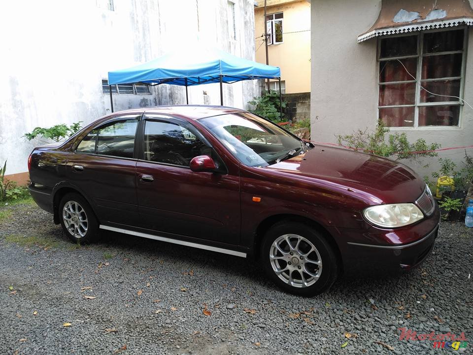 2004' Nissan Sunny N17 photo #3