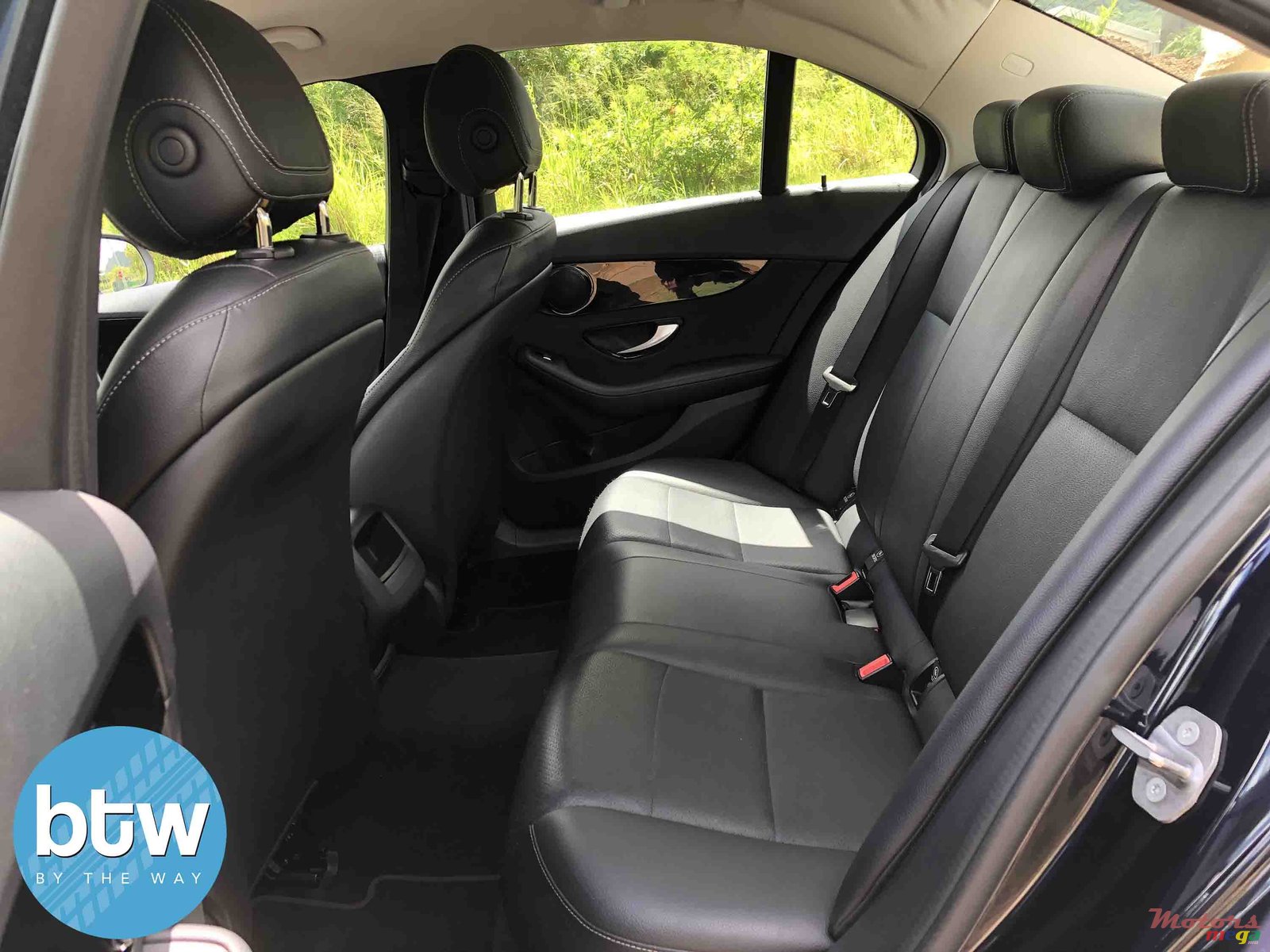 2016' Mercedes-Benz C 180 photo #4