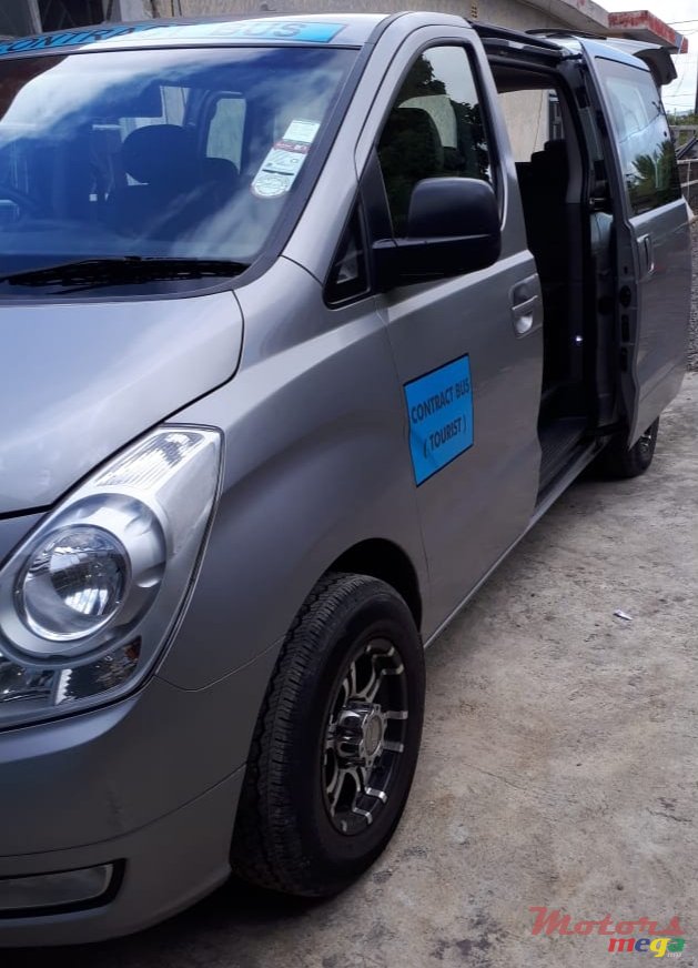 2016' Hyundai H-1 Automatic photo #1