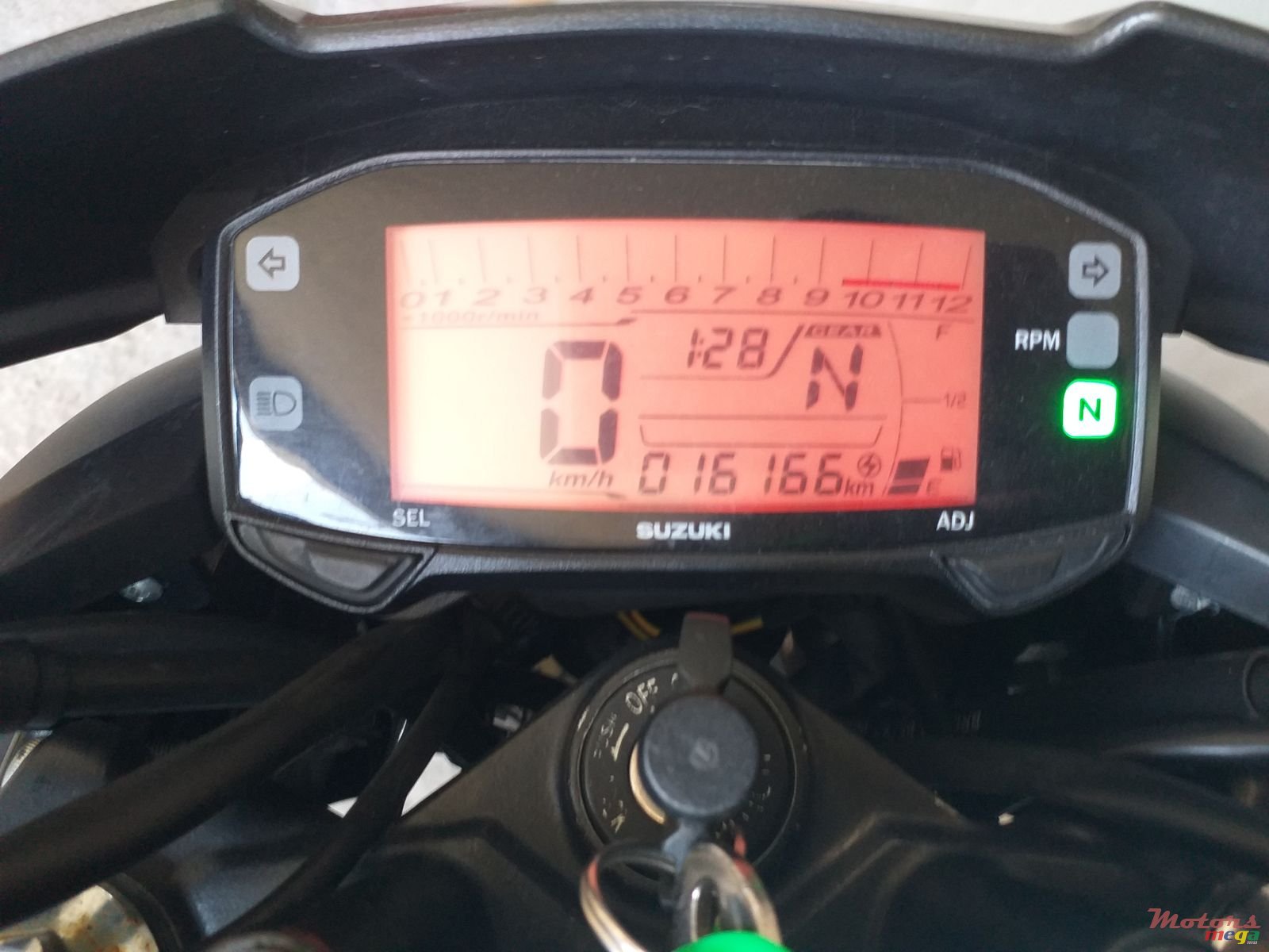 2016' Suzuki photo #3