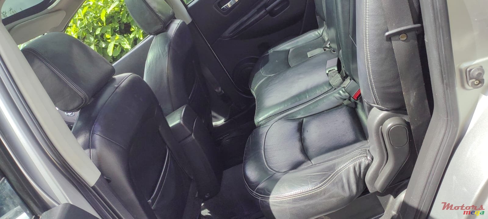 2011' Nissan Qashqai+2 photo #6