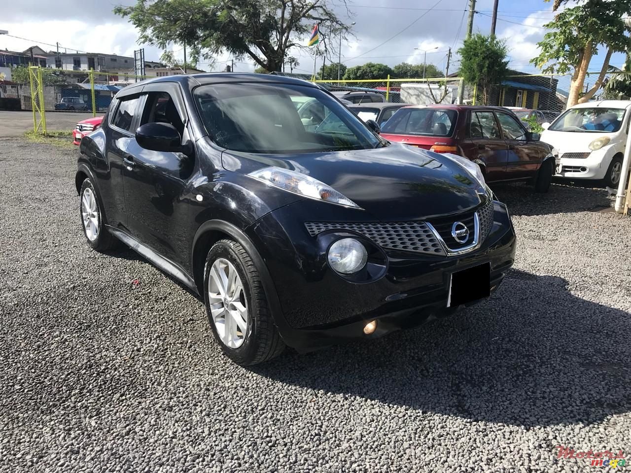 2012' Nissan Juke photo #2