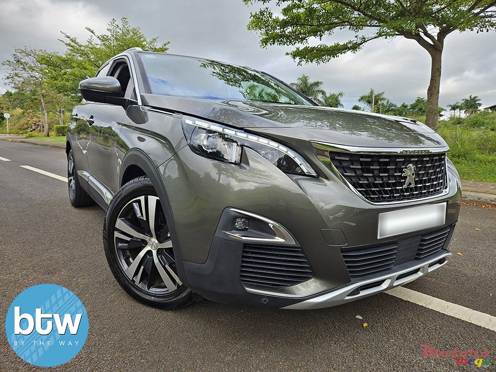 2018' Peugeot 3008 Allure photo #1