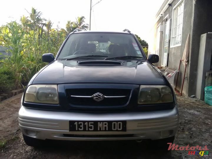2000' Suzuki Grand Vitara photo #2