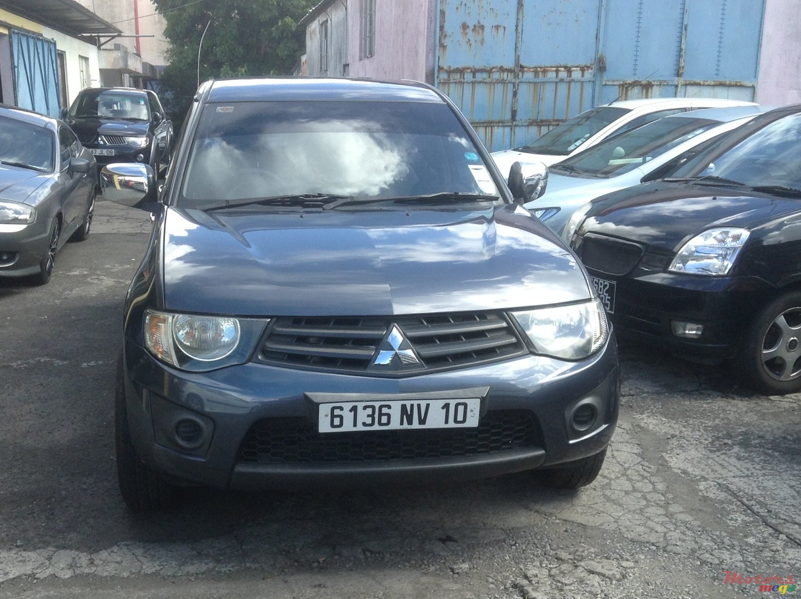 2010' Mitsubishi L 200 Sportero photo #1
