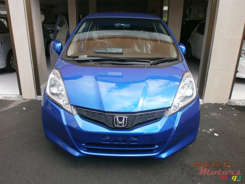 2013' Honda Fit photo #1