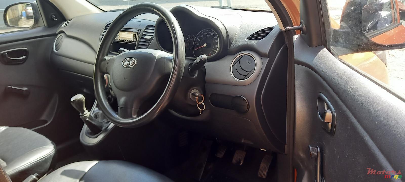 2014' Hyundai i10 photo #5