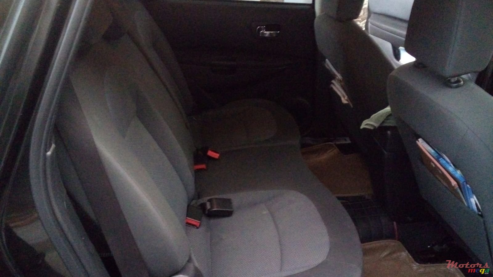 2010' Nissan Qashqai+2 photo #6