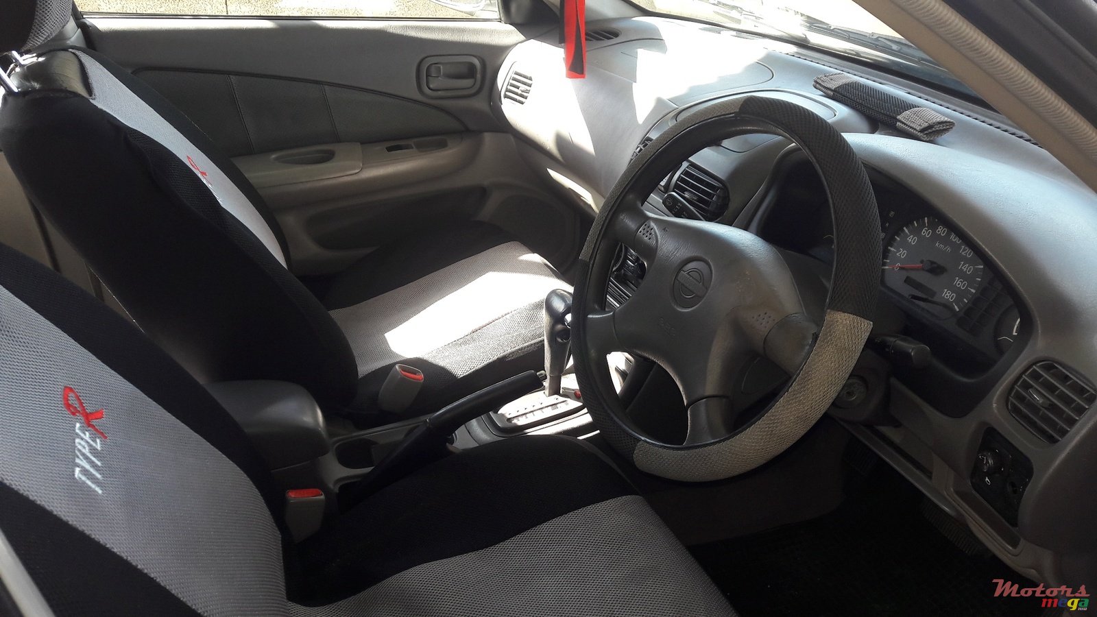 1999' Nissan Sunny photo #3