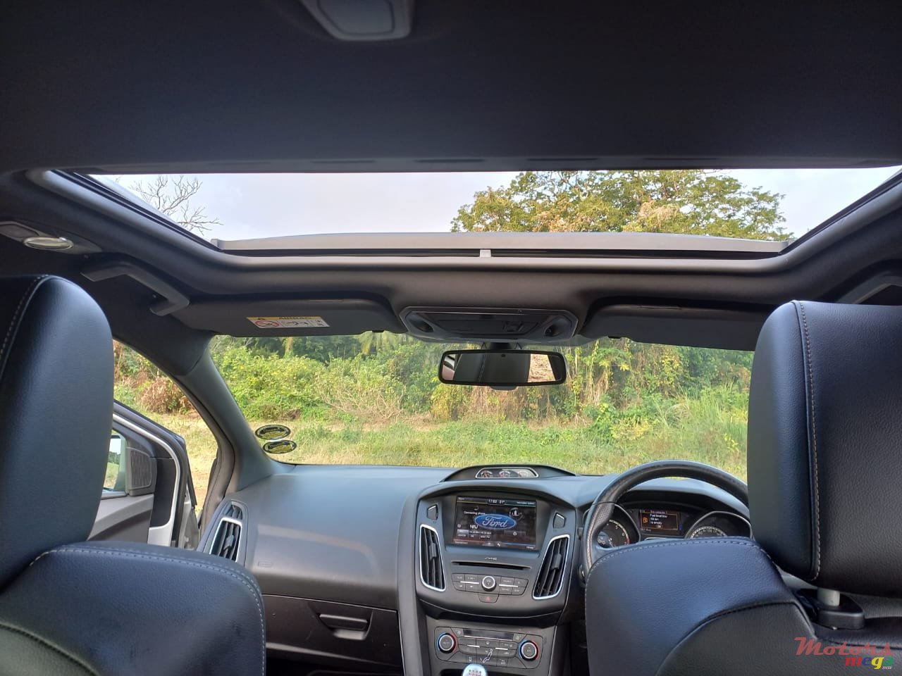 2016' Ford Focus ST photo #4