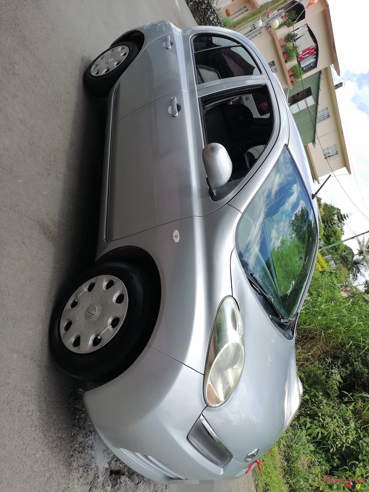 2010' Nissan March photo #1