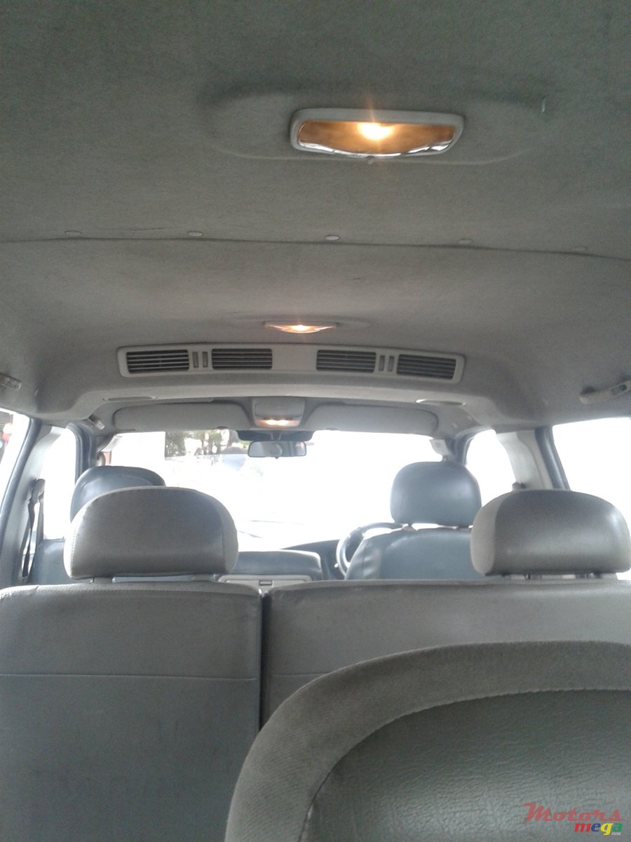 2005' Kia Pregio photo #2