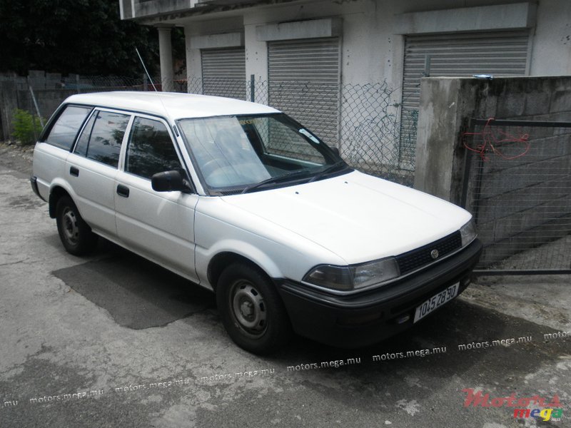 1990' Toyota Corolla EE96 photo #2