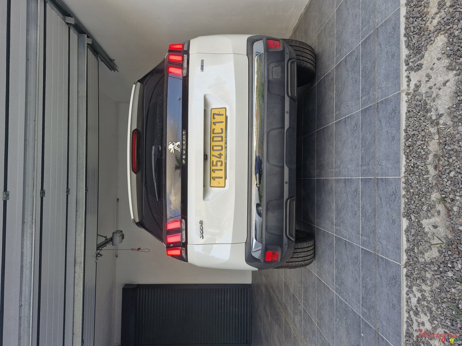 2017' Peugeot 3008 photo #3