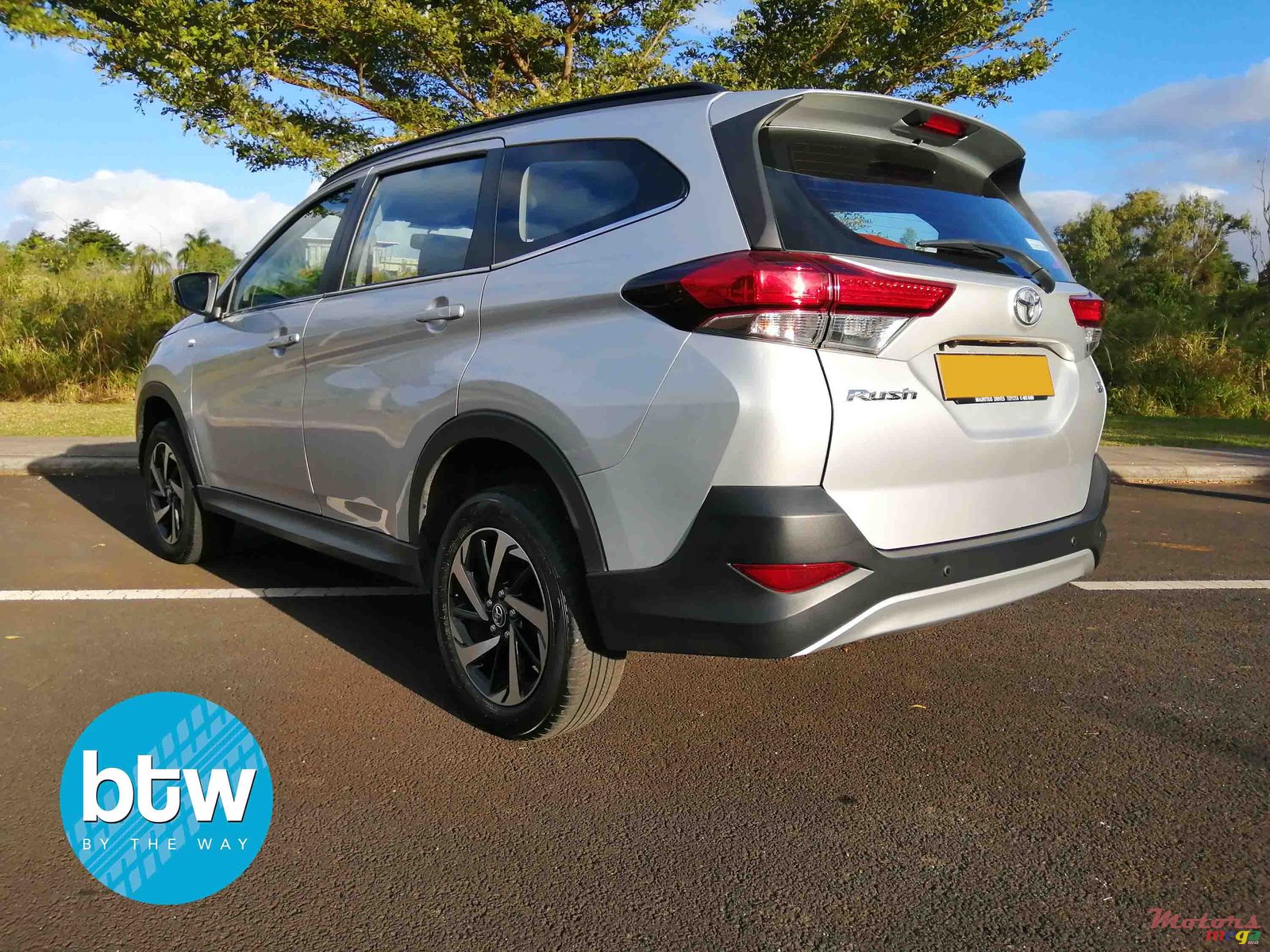 2017' Toyota photo #3