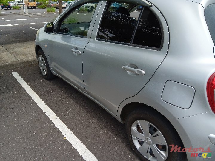 2011' Nissan March photo #5