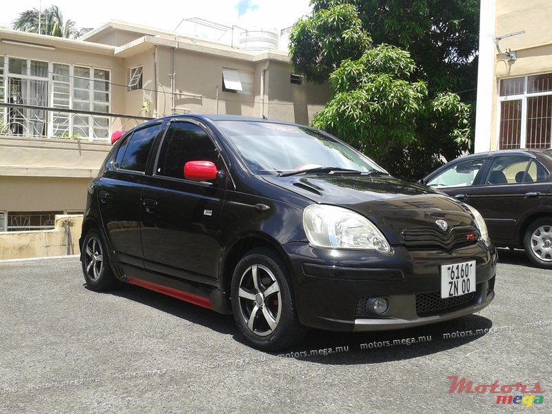 2000' Toyota Yaris photo #1