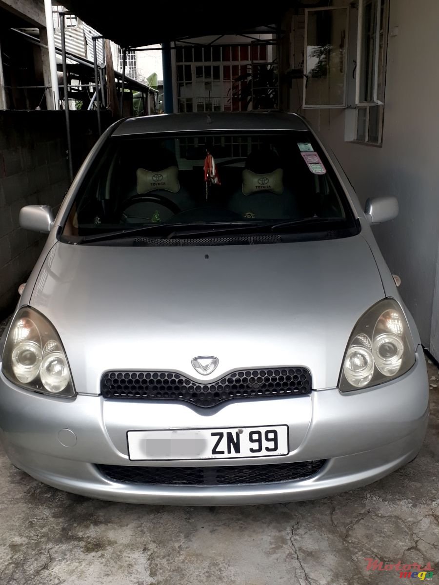 1999' Toyota photo #3