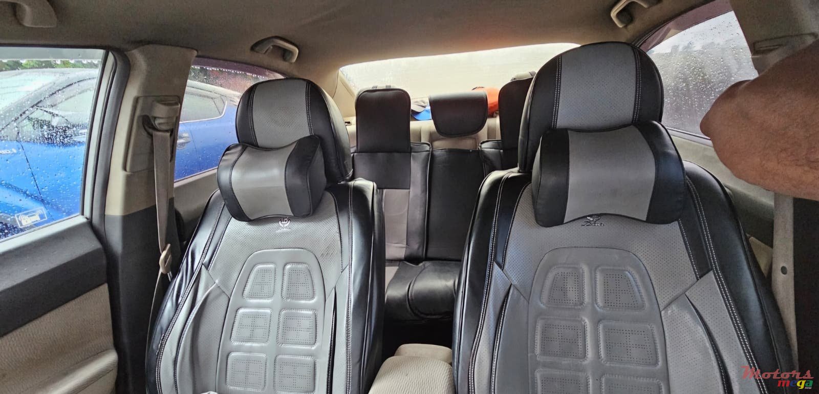 2010' Honda Civic photo #6