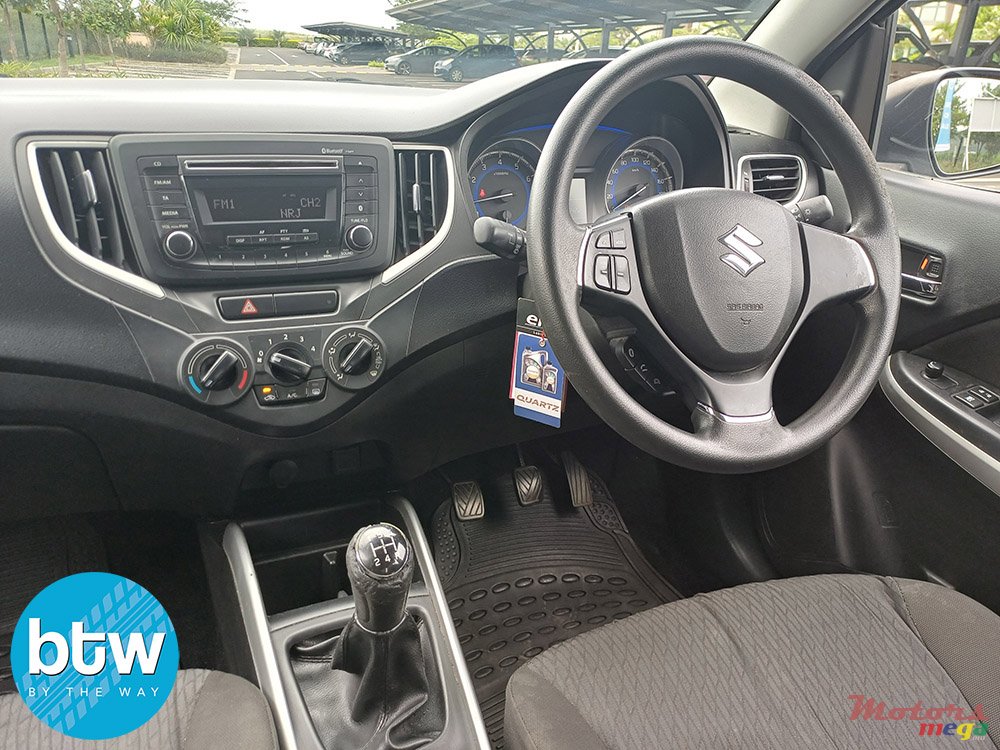 2016' Suzuki Baleno photo #5