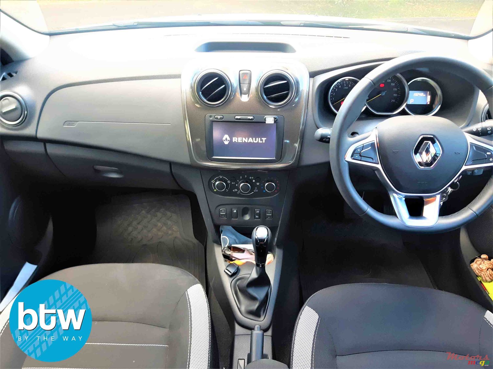 2018' Renault Sandero StepWay photo #7