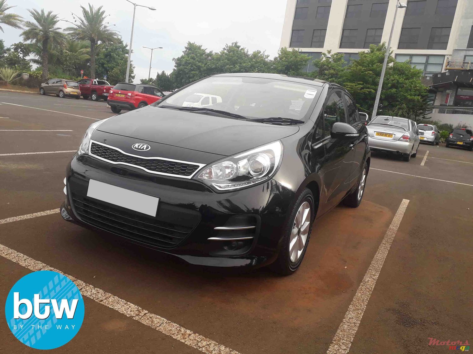 2016' Kia Rio photo #1