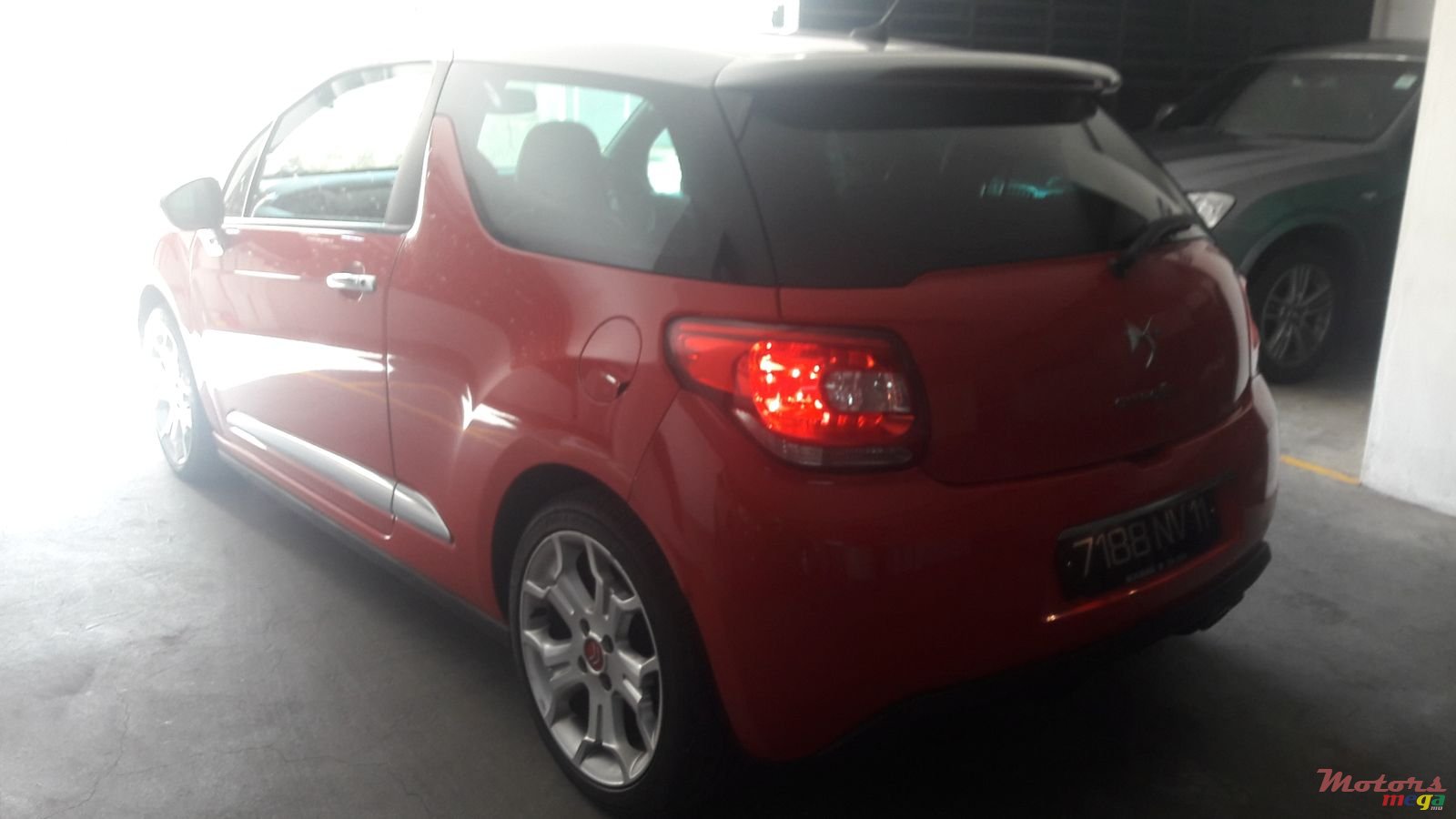 2011' Citroen DS3 1.6 Turbo photo #3