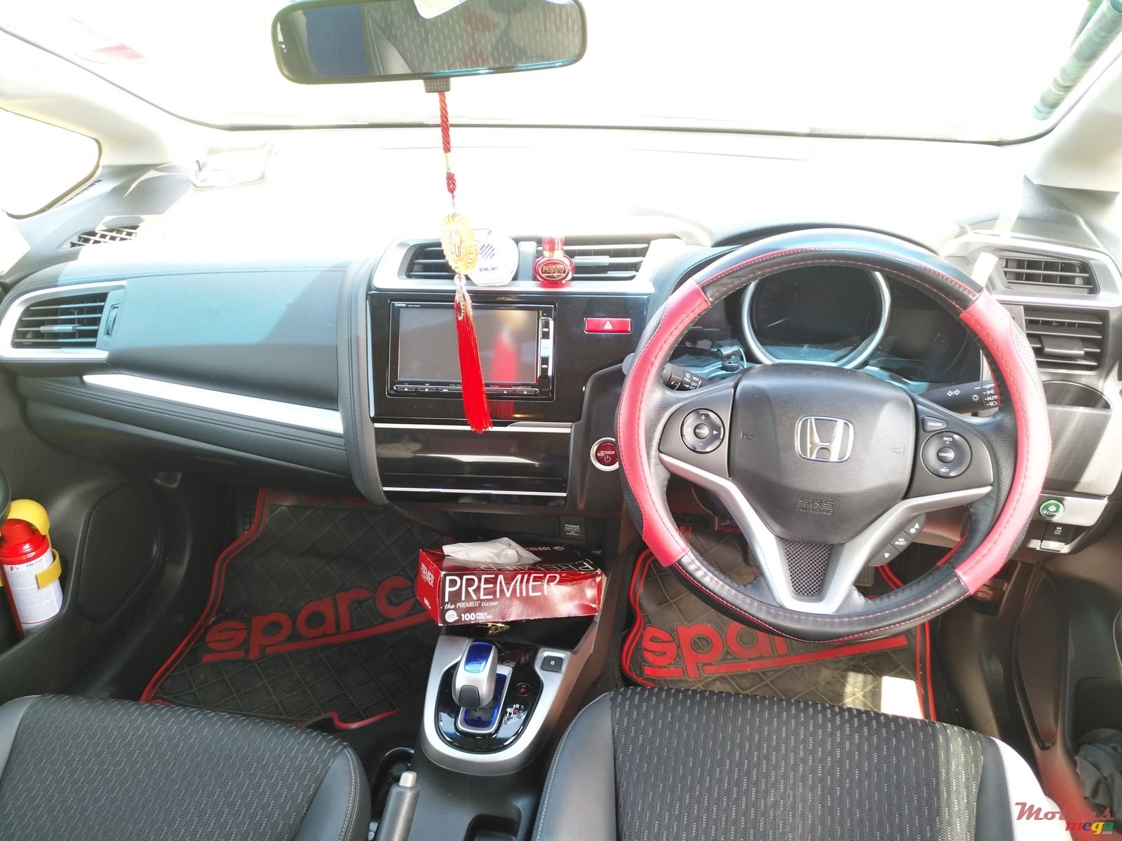 2014' Honda Fit Hybrid photo #6