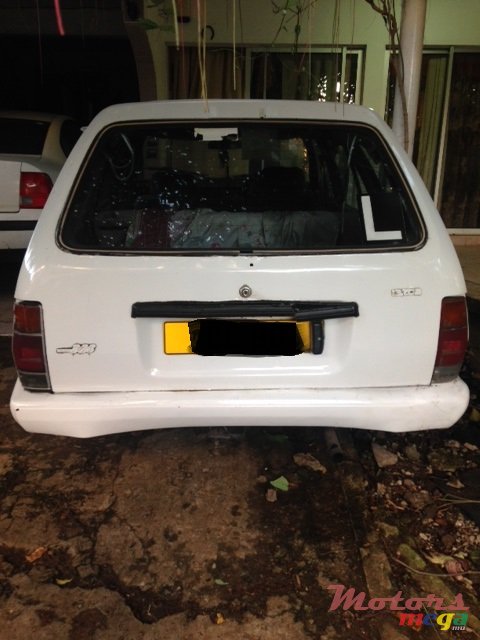 1985' Mazda 323 none photo #2