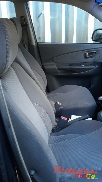 2007' Hyundai Tucson 2.0 DOHC photo #3