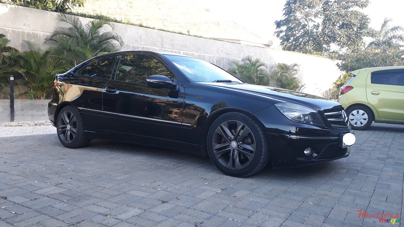 2009' Mercedes-Benz CLC 200 photo #1