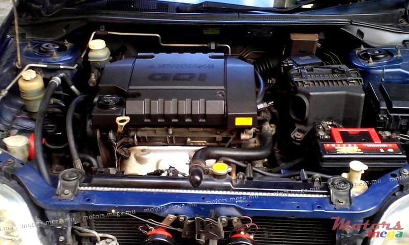 2001' Mitsubishi photo #5