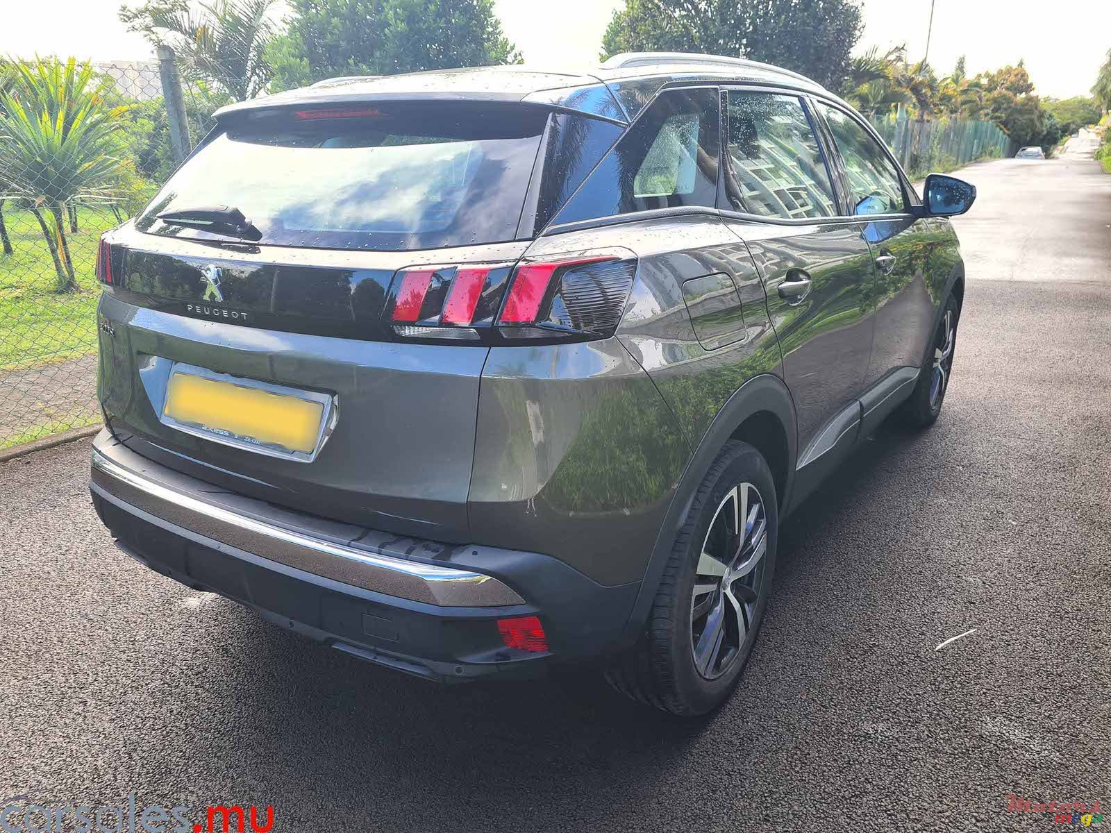 2020' Peugeot 3008 1.2 Puretech photo #4