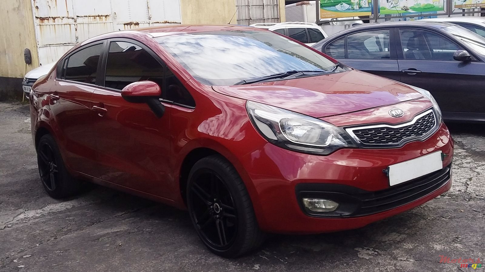 2012' Kia Rio photo #2