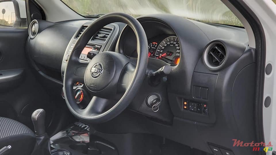 2016' Nissan Micra MANUAL photo #4