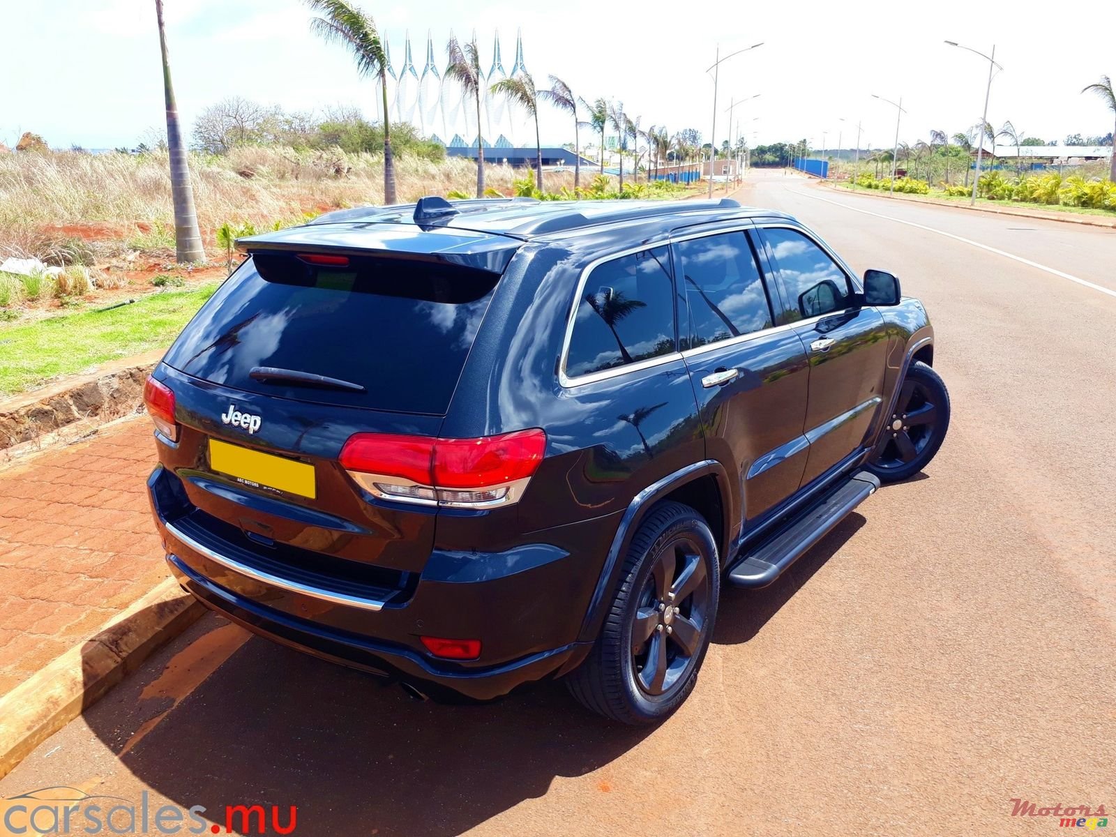 2016' Jeep Grand Cherokee 3.0 CRD V6 Overland photo #3