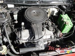 1995' Mazda 323 photo #3