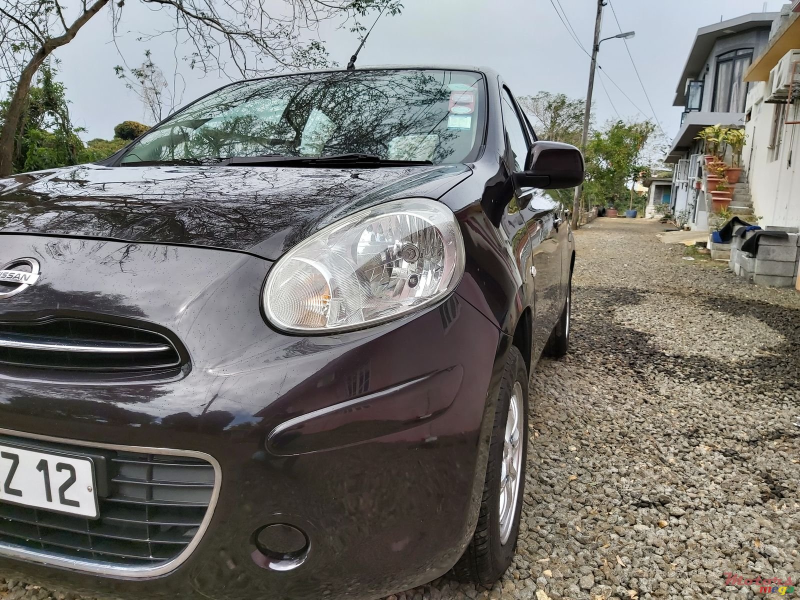 2012' Nissan March photo #1