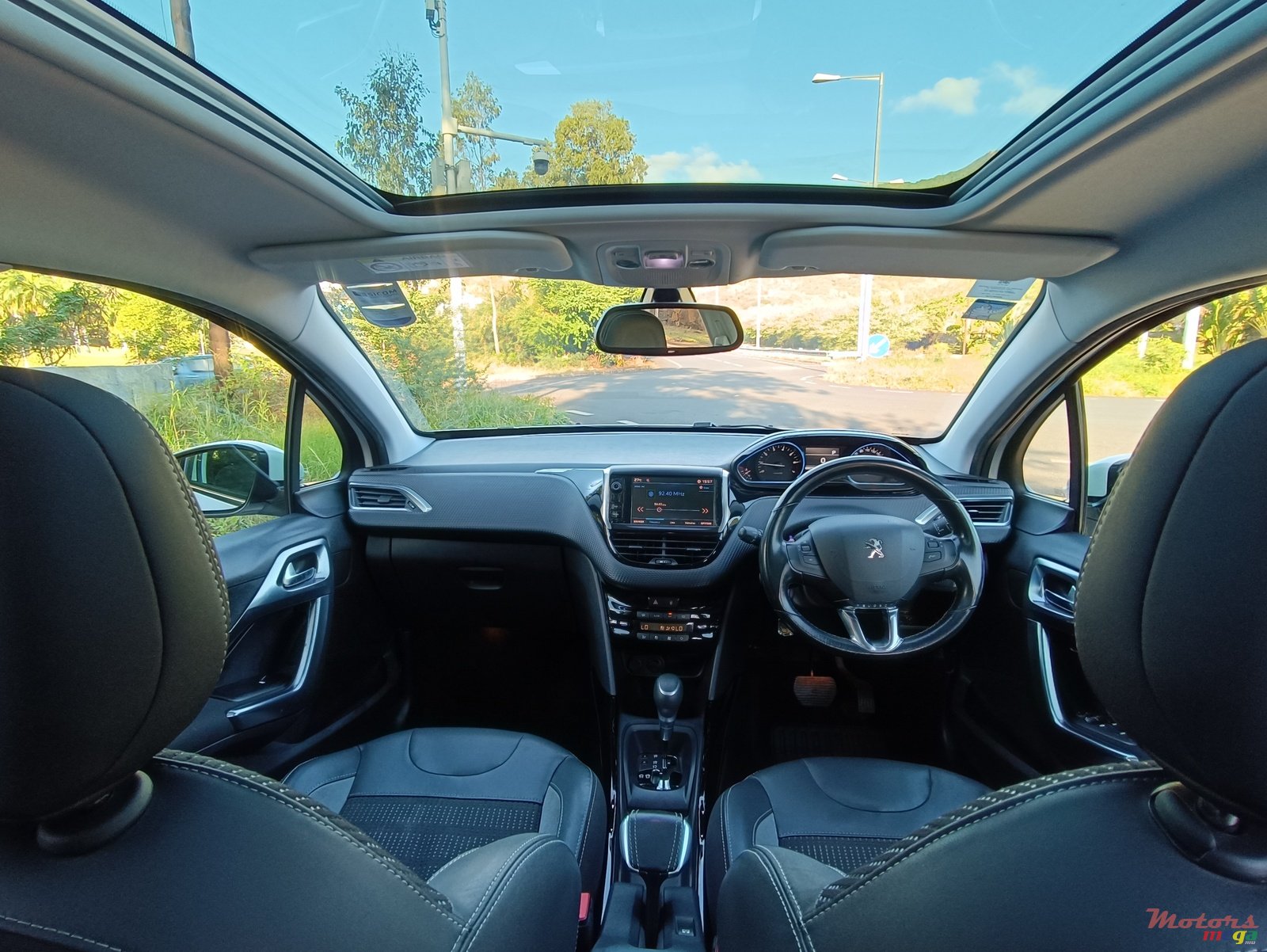 2018' Peugeot 2008 photo #4