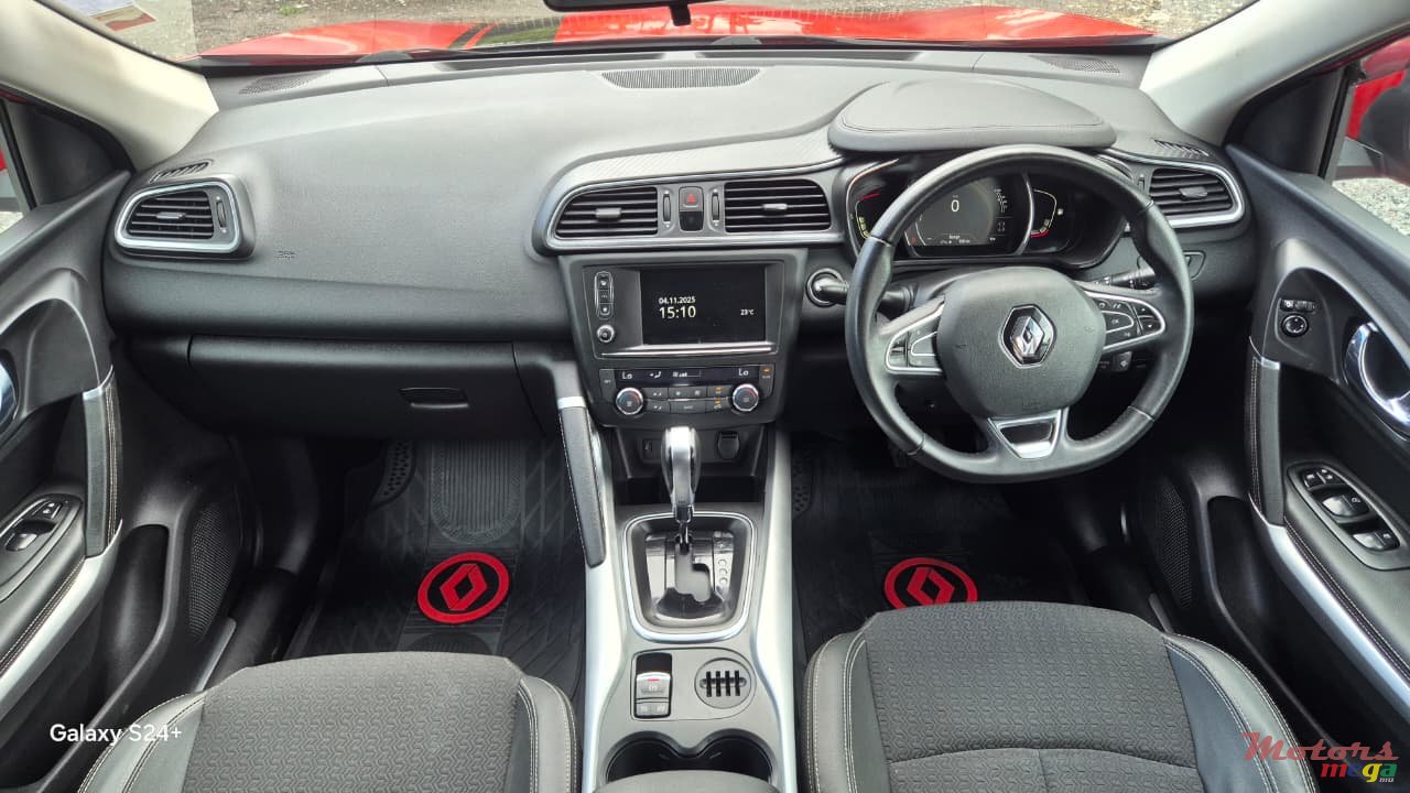 2016' Renault Kadjar Tce photo #5