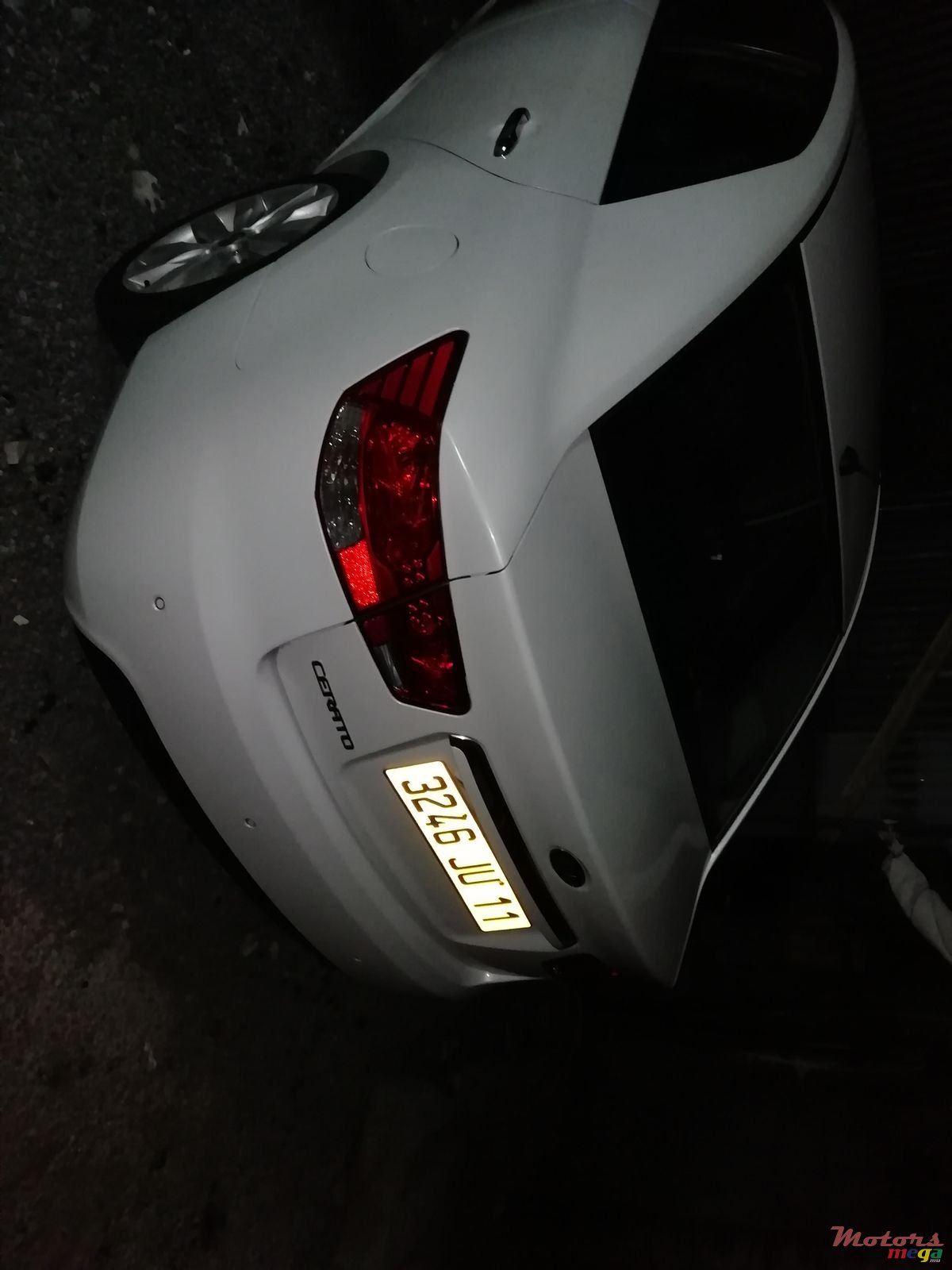 2011' Kia Cerato photo #5