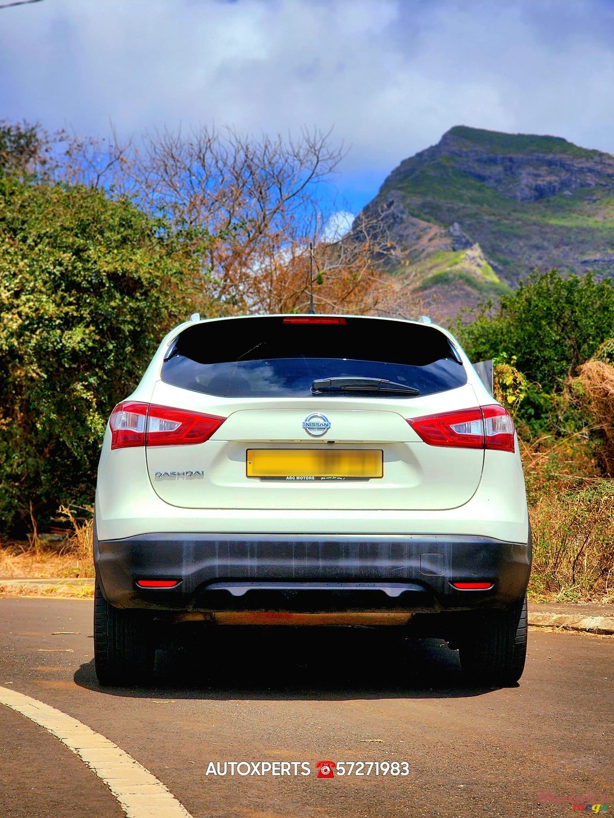 2017' Nissan Qashqai Tekna photo #4