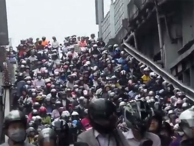 Huge Moped Traffic Jam in Taiwan
