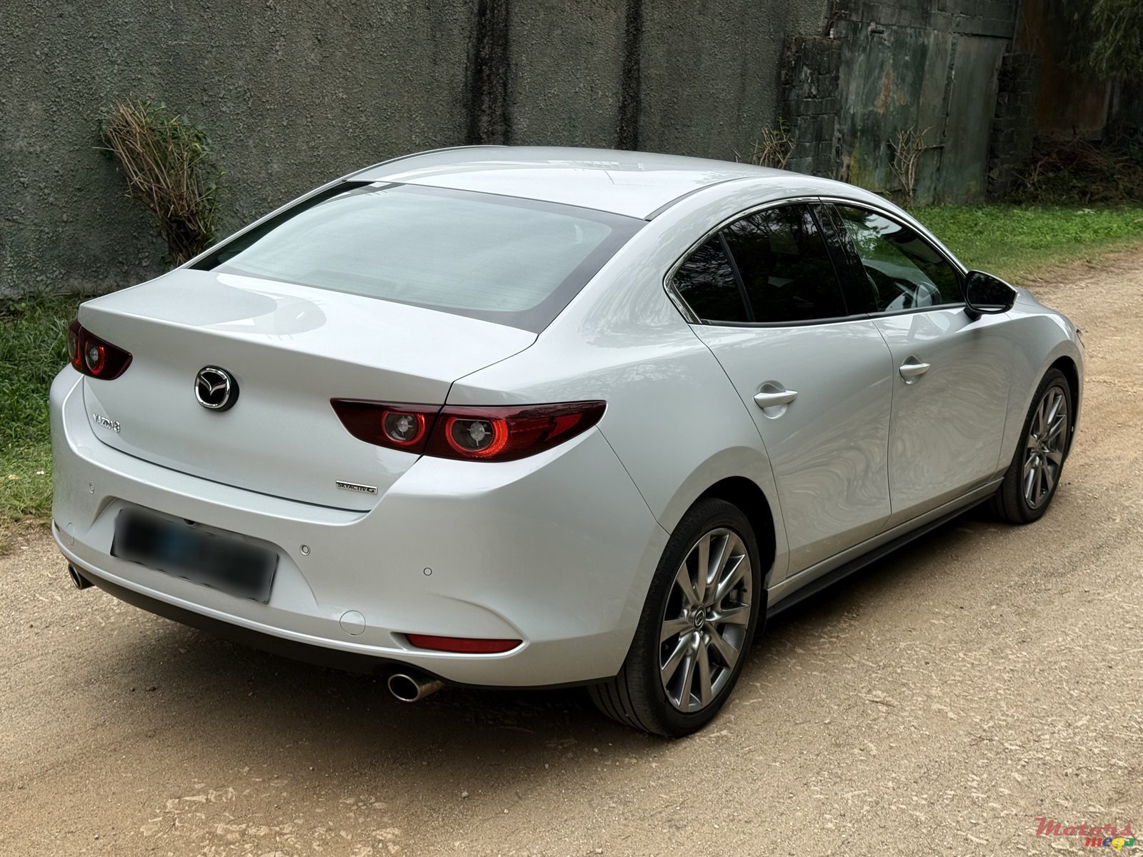 2024' Mazda 3 photo #3