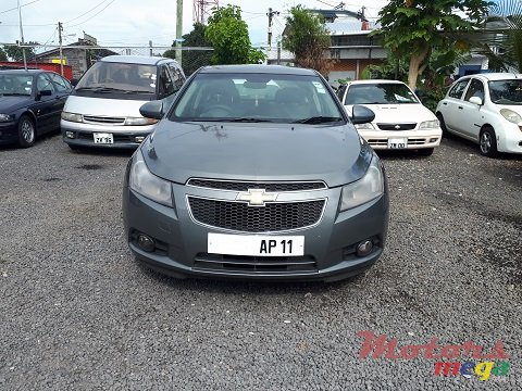 2011' Chevrolet Cruze photo #1