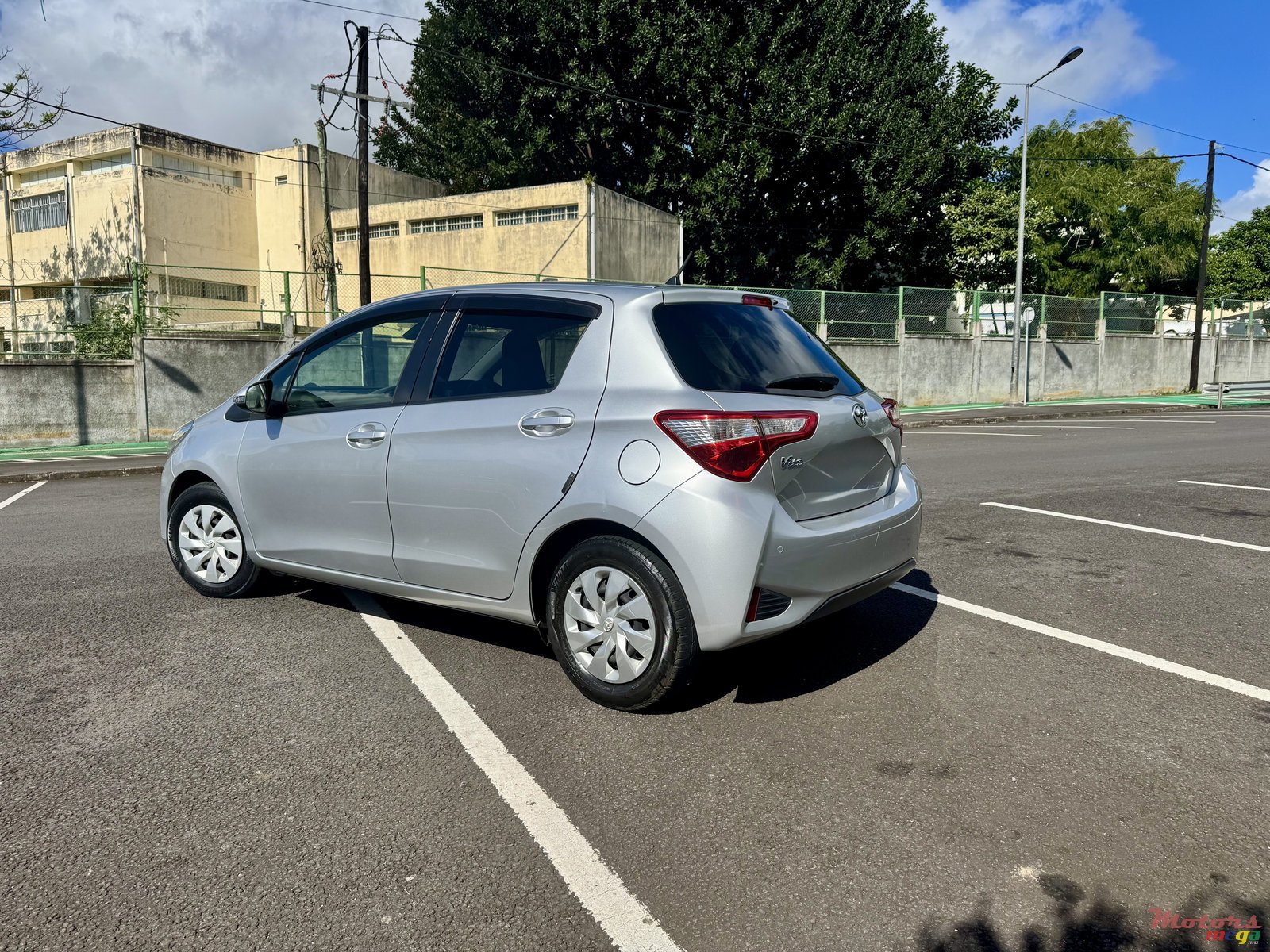 2019' Toyota Vitz photo #2