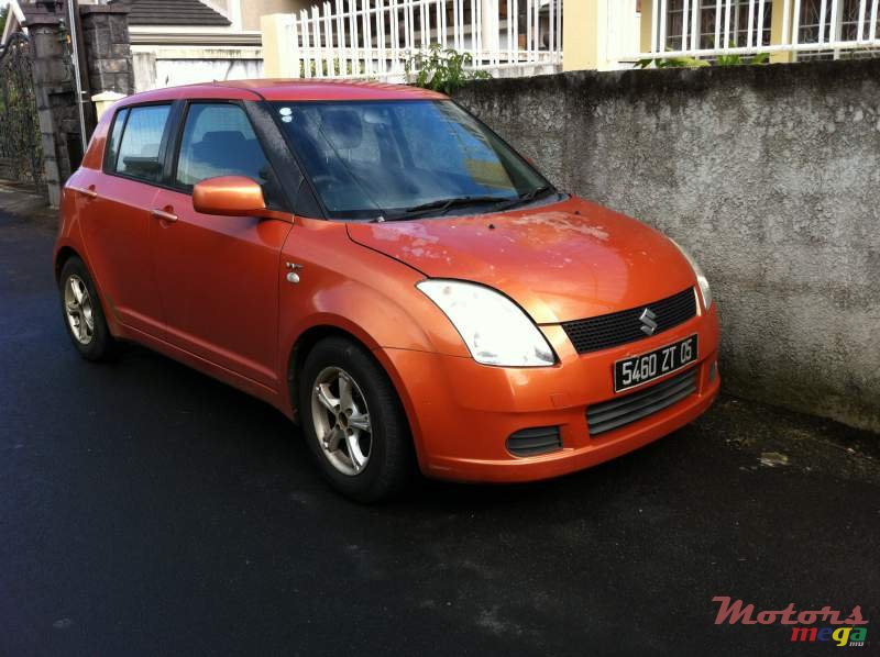 2005' Suzuki Swift photo #5
