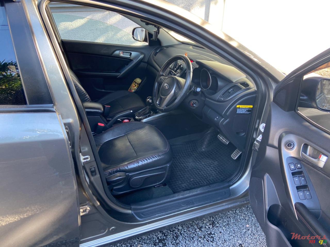 2012' Kia Cerato photo #1