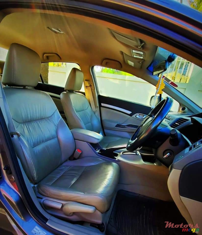 2013' Honda Civic VTEC photo #7