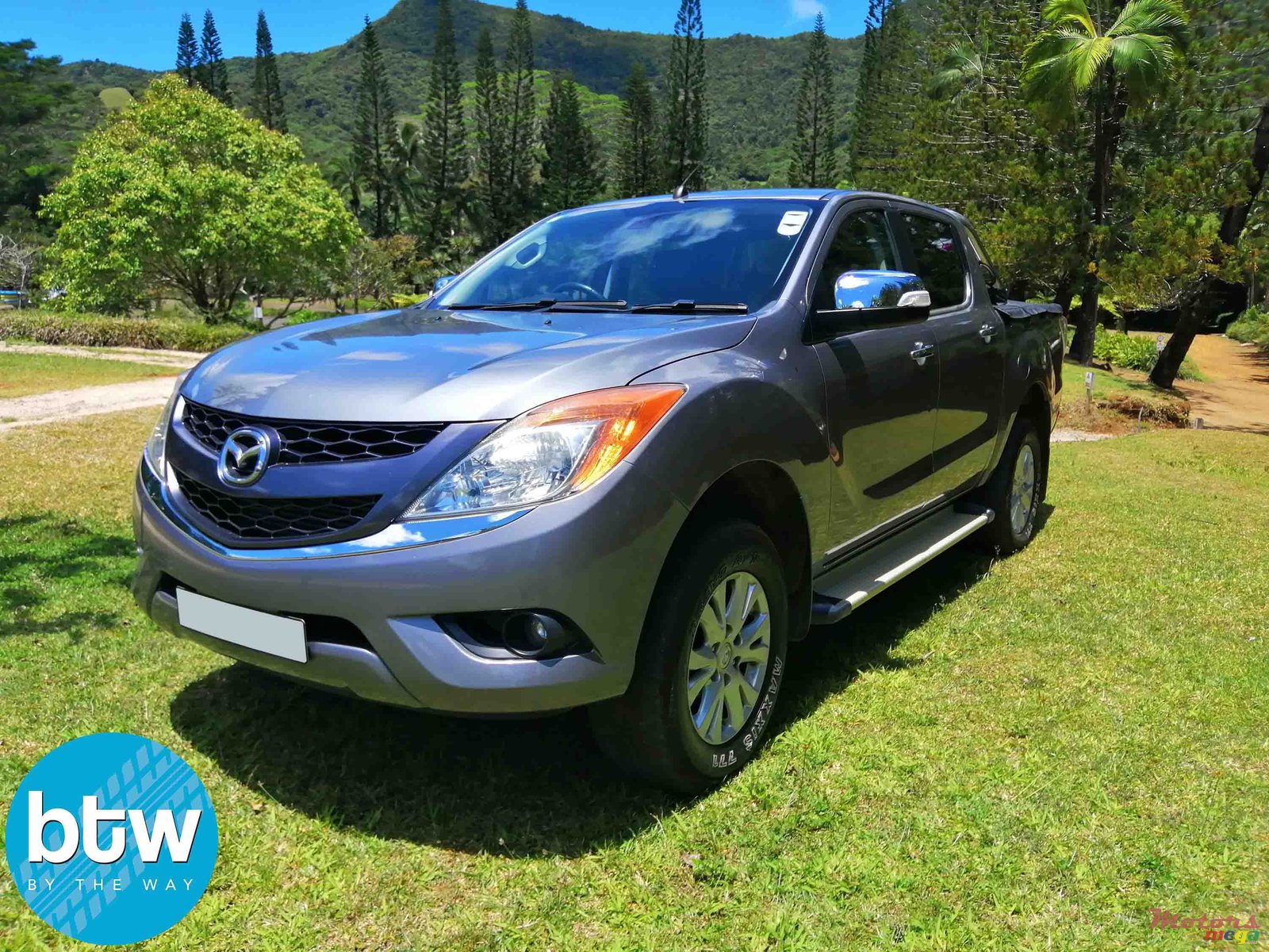 2015' Mazda BT-50 photo #2